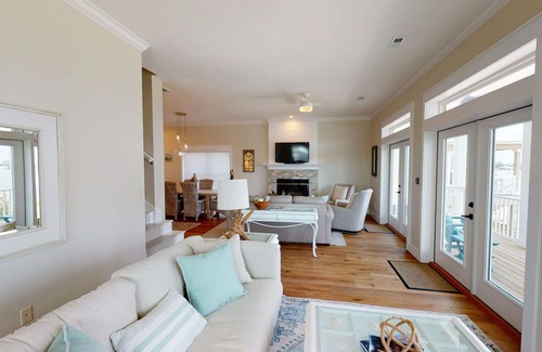 Perdido Key Coves One House | Beautiful renovated Bayfront home, short walk to the beach, views views views!