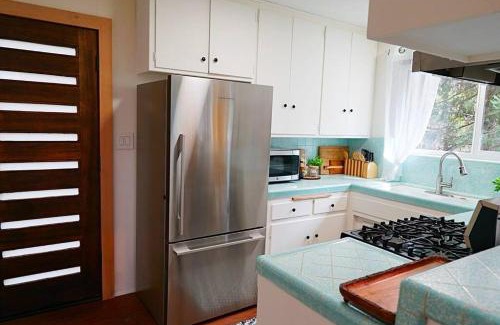 Crestline House | Beautiful Renovated Cozy Forest Home with Hot Tub in Crestline