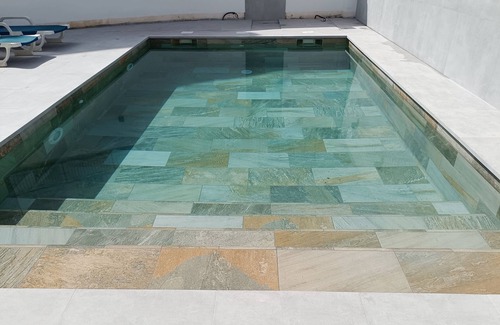 Fuengirola City Centre Apartment | BEAUTIFUL RENOVATED APARTMENT. NEW LUXURY POOL