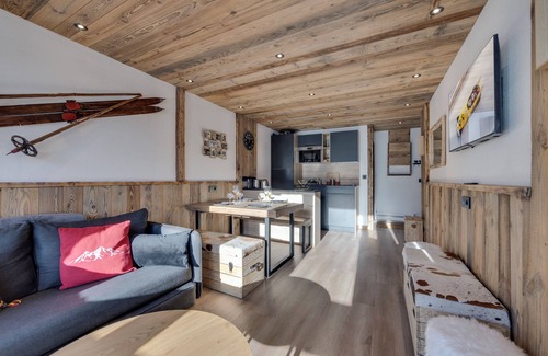 Val-d'Isere Apartment | Beautiful renovated apartment