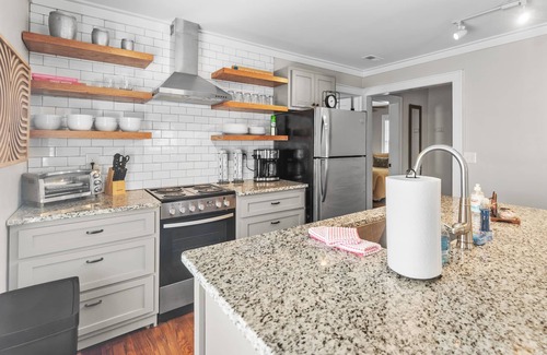 Salemtown House | Beautiful renovated home minutes to downtown perfect for a family or batch trip