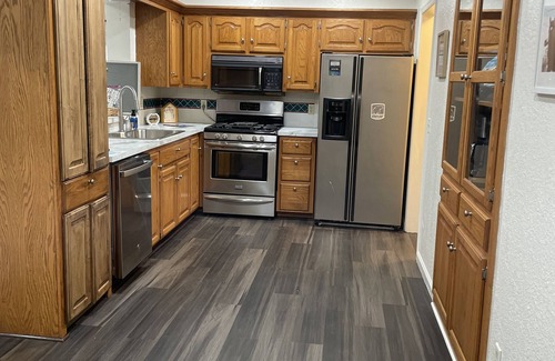 Norman House | Beautiful renovated home within 3miles of OU. Easy access to I-35.