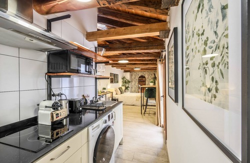 Malasana Apartment | Beautiful Renovated Loft in the center 11