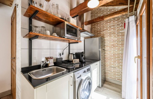 Malasana Apartment | Beautiful Renovated Loft in the center 9