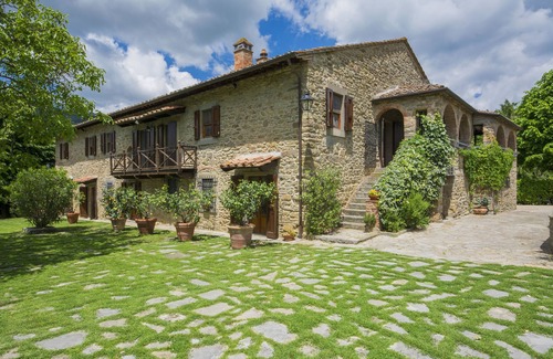Cortona Villa | Beautiful renovated stone villa - private pool,park,air conditioning,smart tv