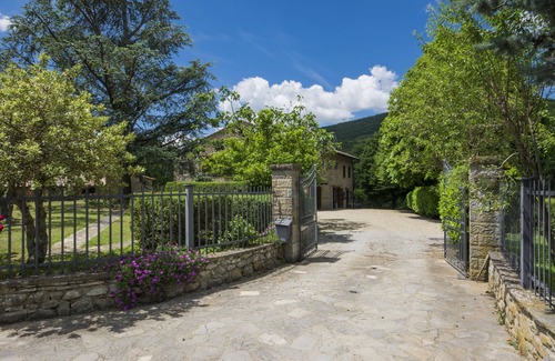 Cortona Villa | Beautiful renovated stone villa - private pool,park,air conditioning,smart tv