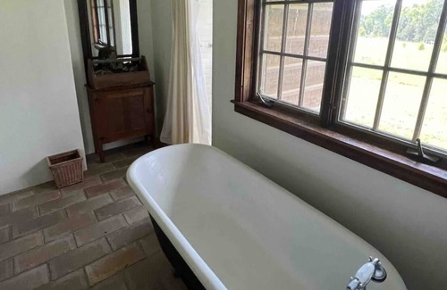 Irwin Cabin | Beautiful Riverfront Cabin on the Snake River in Swan Valley - sleeps 12