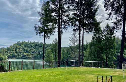 Chicago Park Apartment | Beautiful Rollins Lake Inn - Studio Cabin #8