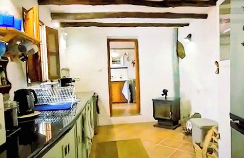 Comares House | Beautiful rustic house surrounded by olive trees, in the picturesque Axarquia Valley.