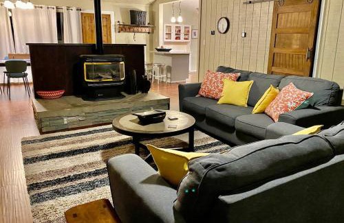 Pagosa Springs House | BEAUTIFUL Rustic Modern Remodel IDEAL Location!