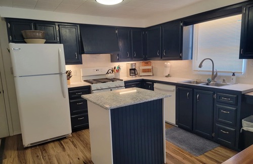 Lake City Cottage | Beautiful Sandy Lake Missaukee Access.walk out front door to beach