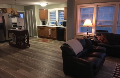 Johnsonville House | Beautiful Saratoga Lake House W/NEW UPDATES