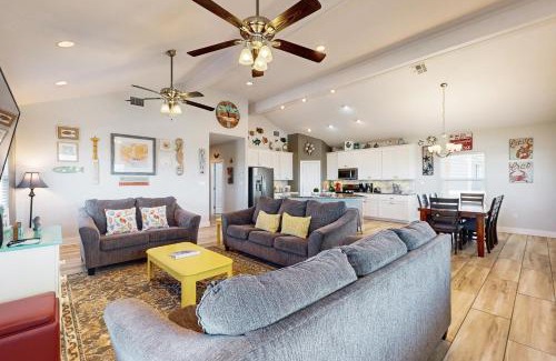 Leeward Sands House | Beautiful Sea