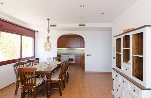 Lloret de Mar Villa | BEAUTIFUL sea view, lovely quiet location, 8-10pers. + baby