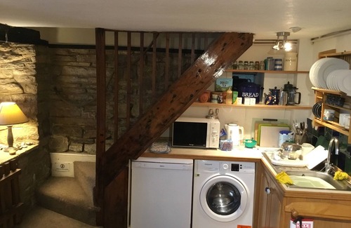 Swanage Cottage | Beautiful seaside period cottage in the middle of Swanage, dogs welcome