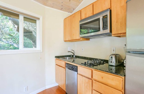 Bayside Acres Cottage | Beautiful, Secluded Bay View Cottage in the Trees