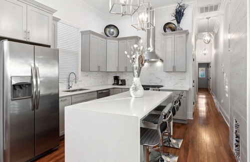Bayou St. John House | Beautiful Shotgun 2 Bed 1 Bath