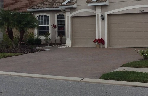 Venice House | Beautiful Single Family Home