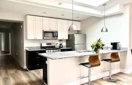 Downtown Baltimore Apartment | Beautiful skylight Inner Harbor Downtown Apartment