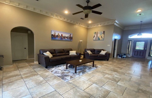 South Side House | Beautiful South Side Home