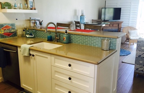 Bradenton Beach Condo | Beautiful southern end of Anna Maria Island