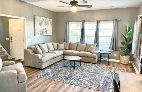 Wilmington House | Beautiful, Spacious, Hidden Gem In Heart Of Wilmington