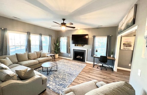 Wilmington House | Beautiful, Spacious, Hidden Gem In Heart Of Wilmington