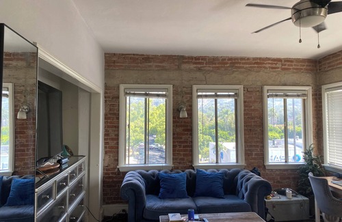 Hollywood Hills West Apartment | Beautiful Spacious Loft Style Studio West Hollywood