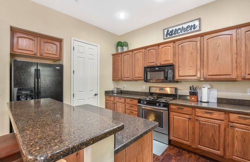 Flagstaff House | Beautiful & Spacious Westside Townhouse, Sleeps 8 w/A/C.