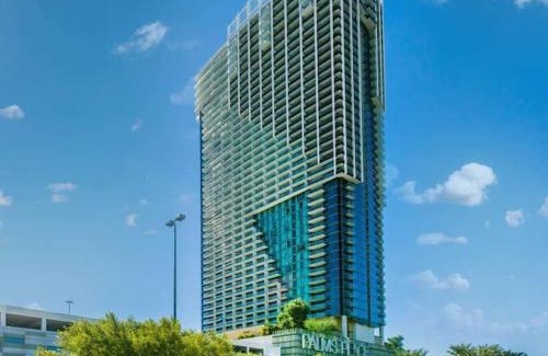Las Vegas Apartment | Beautiful STRIP VIEWS Studio 17304
