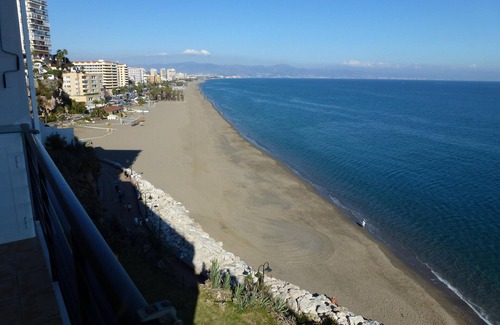 Torremolinos Apartment | Beautiful studio 1st LINE BEACH FRONT OF THE SEA