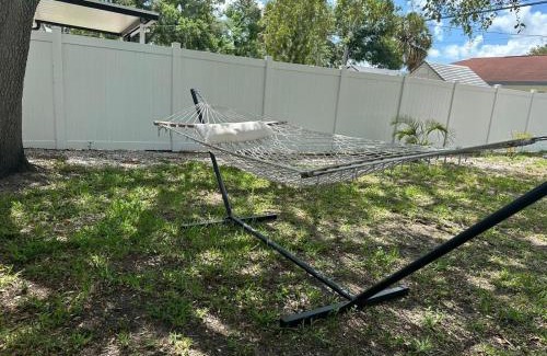 Clearwater Apartment | Beautiful Studio 10 Min From The Beach 1