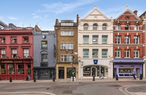 Farringdon Apartment | Beautiful Studio Flat In Central London