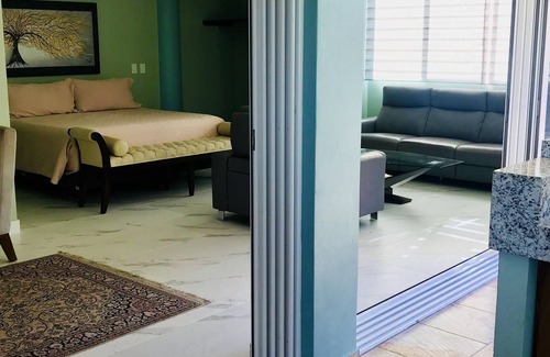 Boca de Tomatlan House | Beautiful suite with a full kitchen with amazing views of the beach, and forest