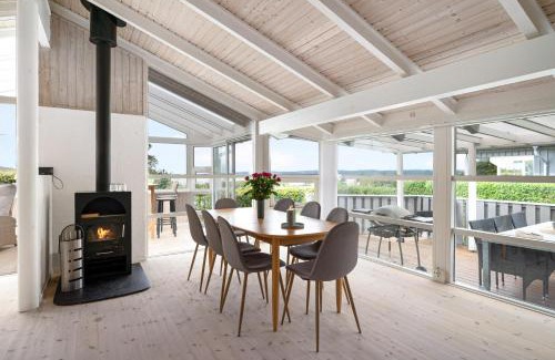 Egsmark Strand House | Beautiful Summer House With Sea View Near Ebeltoft