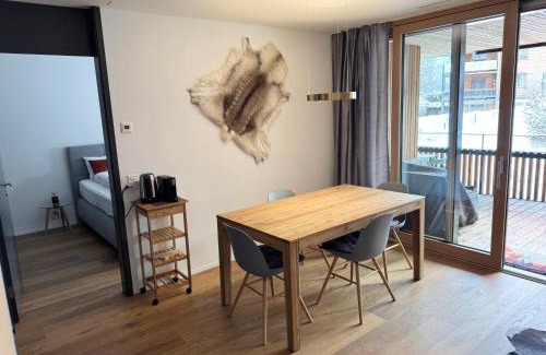 Flims Apartment | Beautiful Sunny New 1 Bed Apt (2.5Zim). Ski in/out