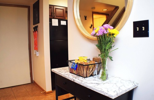 The Galena Territory Condo | Beautiful Sunset Point! Arcade game table!