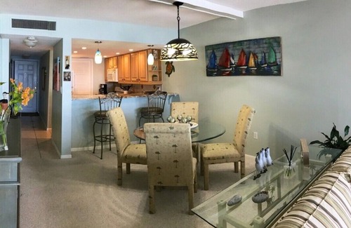 Bonita Springs Condo | Beautiful Sunsets from your Lanai