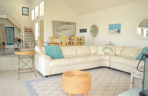 Napeague House | Beautiful sunset views, right on the beach