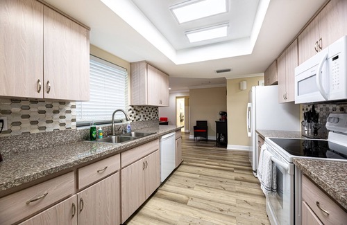 South Pinellas Community Council House | Beautiful Tampa Bay Pool Home Near Gulf Beaches