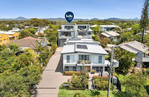 Coolum Beach Villa | Beautiful Three-Story Villa footsteps to the Beach