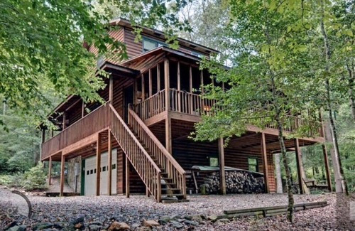 Suches Cabin | Beautiful Toccoa River Cabin!