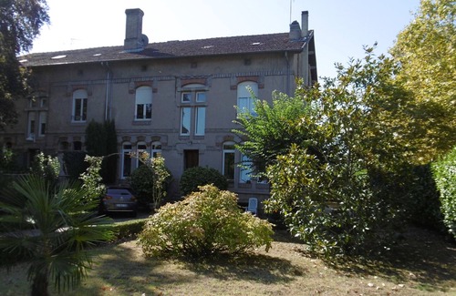 Arthes House | Beautiful town house at the Sabo jump (10 minutes from Albi town center)