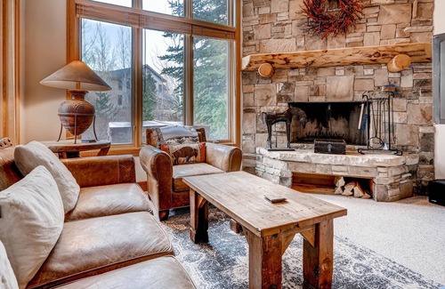 Park Meadows House | Beautiful townhome w/ private hot tub, shared pool & mountain views!