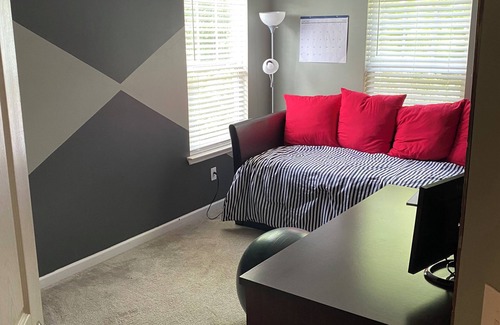 Southeast Raleigh House | Beautiful townhouse! - 10 min frm dwntn