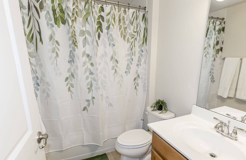 Richmond House | Beautiful Townhouse - perfect Short Pump location