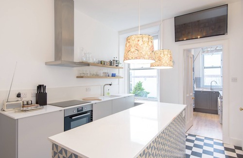 North Berwick Apartment | Beautiful two bedroom property, ideal for golfers or couples