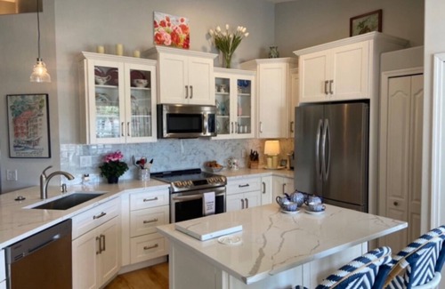 Bonita Springs Condo | Beautiful two bedroom condo in Gated golf community.