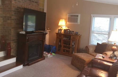 Bellevue House | Beautiful two bedroom space . Great neighborhood, Private entrance .