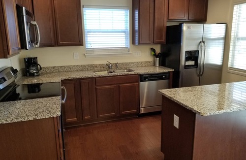 Charlotte House | Beautiful University Townhome
